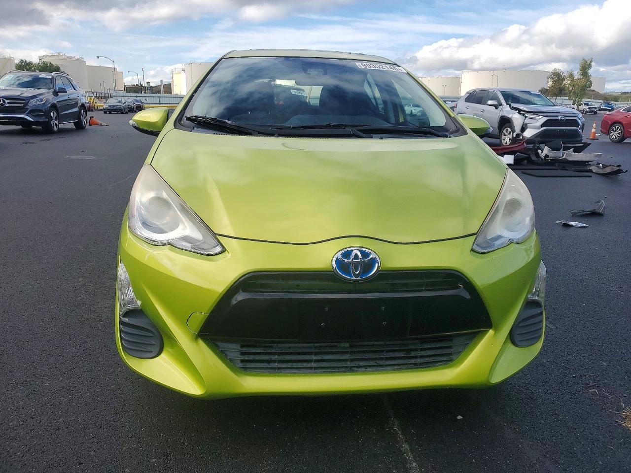 2016 TOYOTA PRIUS C photo 5