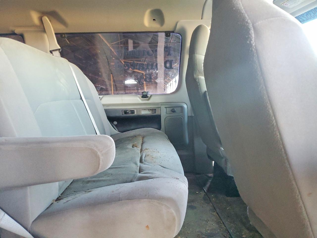 2011 FORD ECONOLINE E350 SUPER DUTY WAGON photo 10