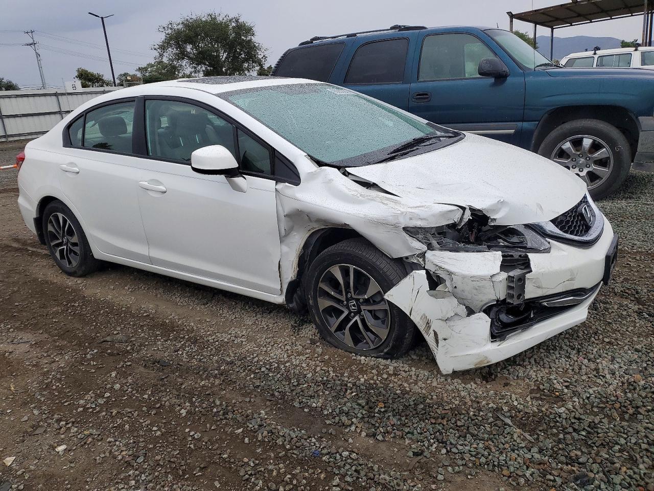 2013 HONDA CIVIC EXL photo 4