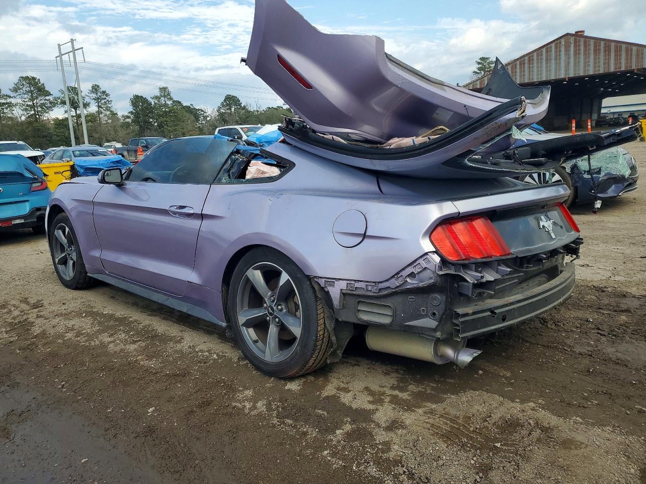2015 FORD MUSTANG photo 2