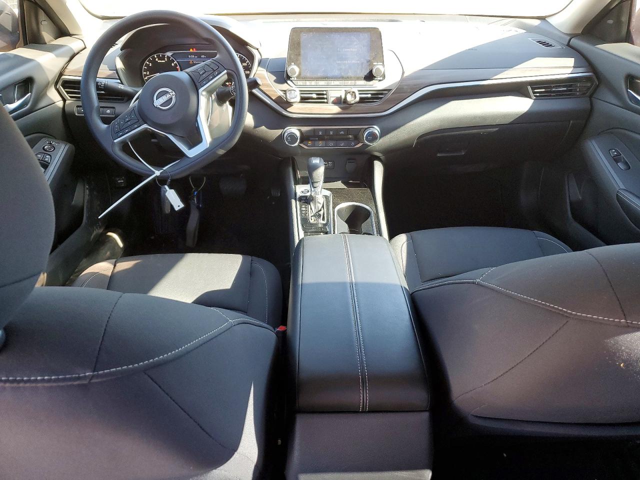 2024 NISSAN ALTIMA SV photo 8