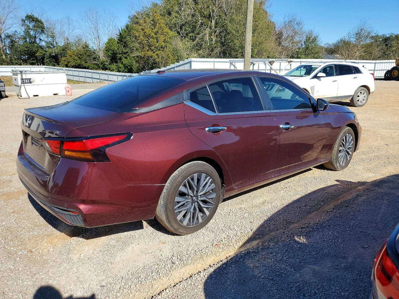 2024 NISSAN ALTIMA SV photo 3