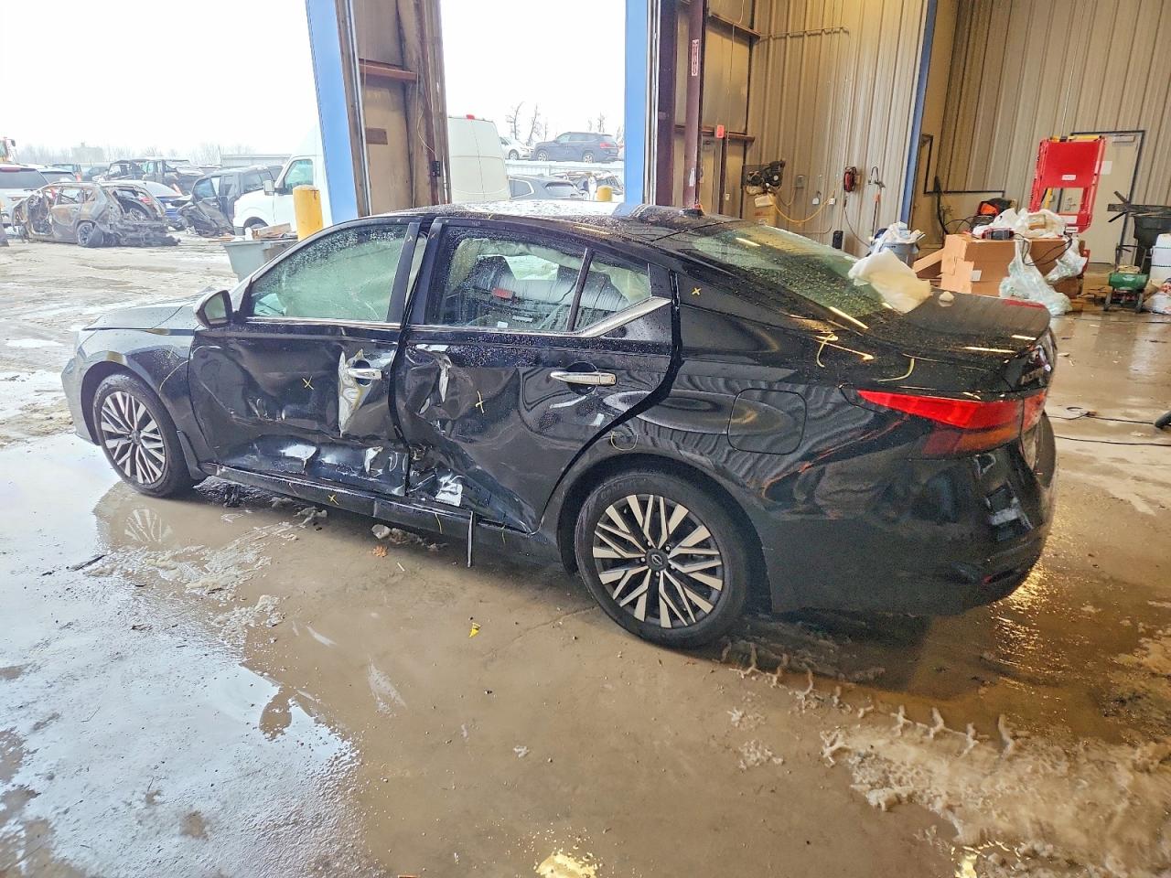 2024 NISSAN ALTIMA SV photo 2