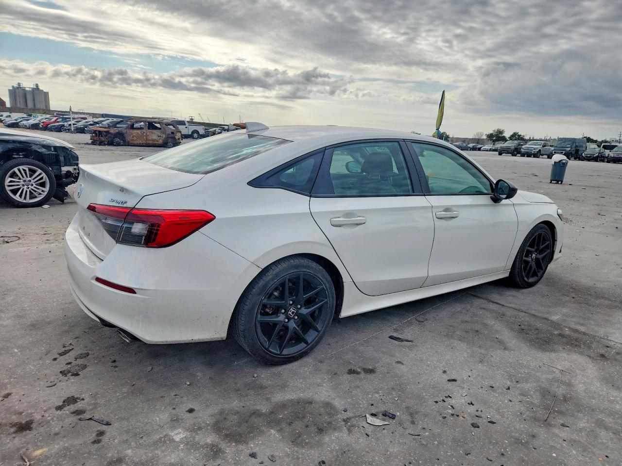 2023 HONDA CIVIC SPORT photo 3