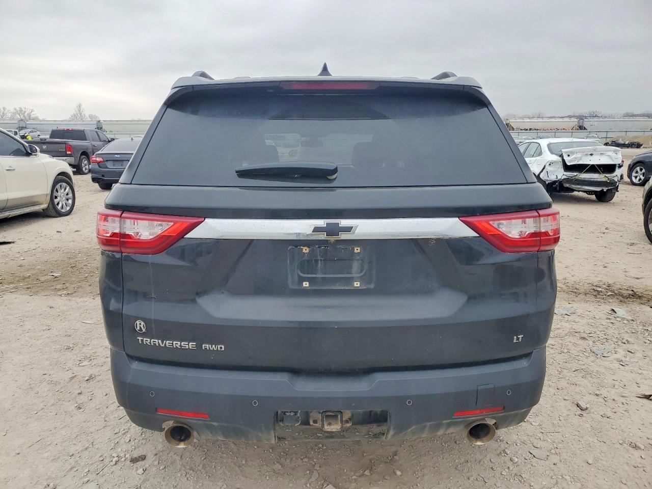 2019 CHEVROLET TRAVERSE LT photo 6