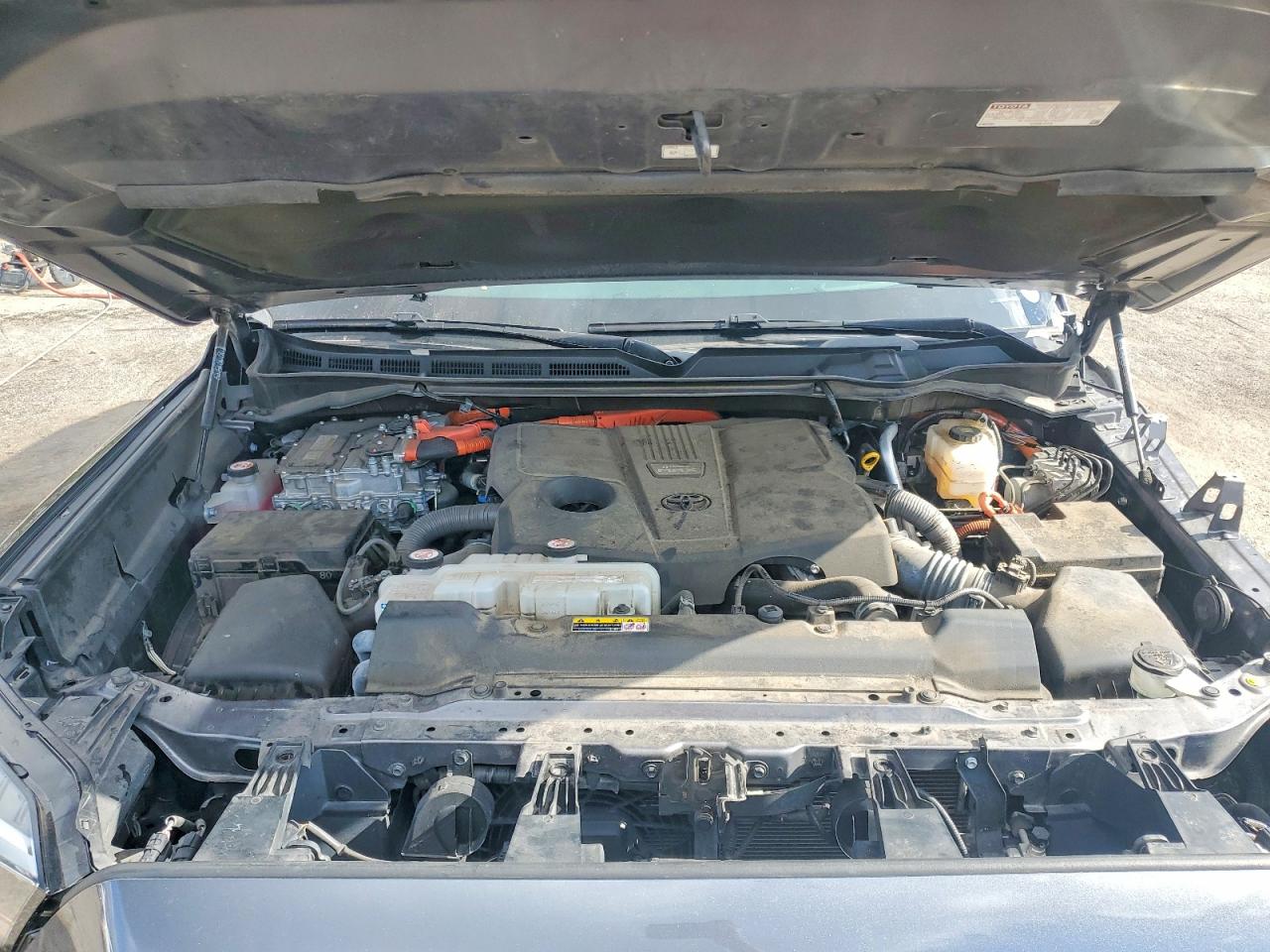 2023 TOYOTA SEQUOIA SR5 photo 12