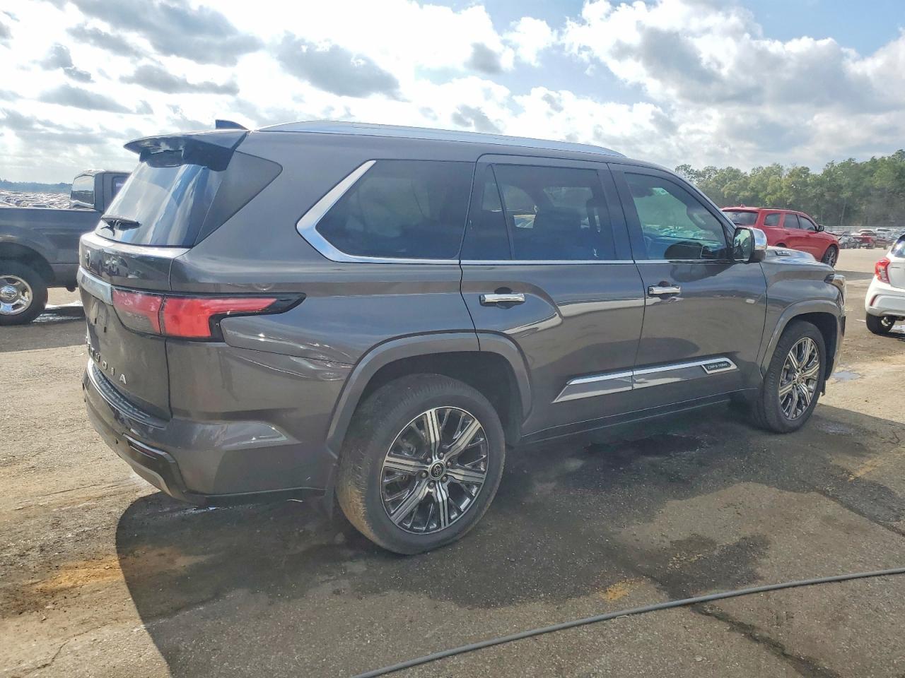 2023 TOYOTA SEQUOIA SR5 photo 3