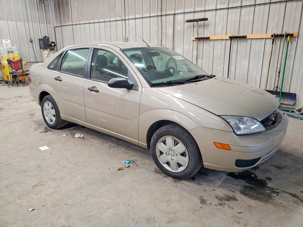 2007 FORD FOCUS ZX4 photo 4