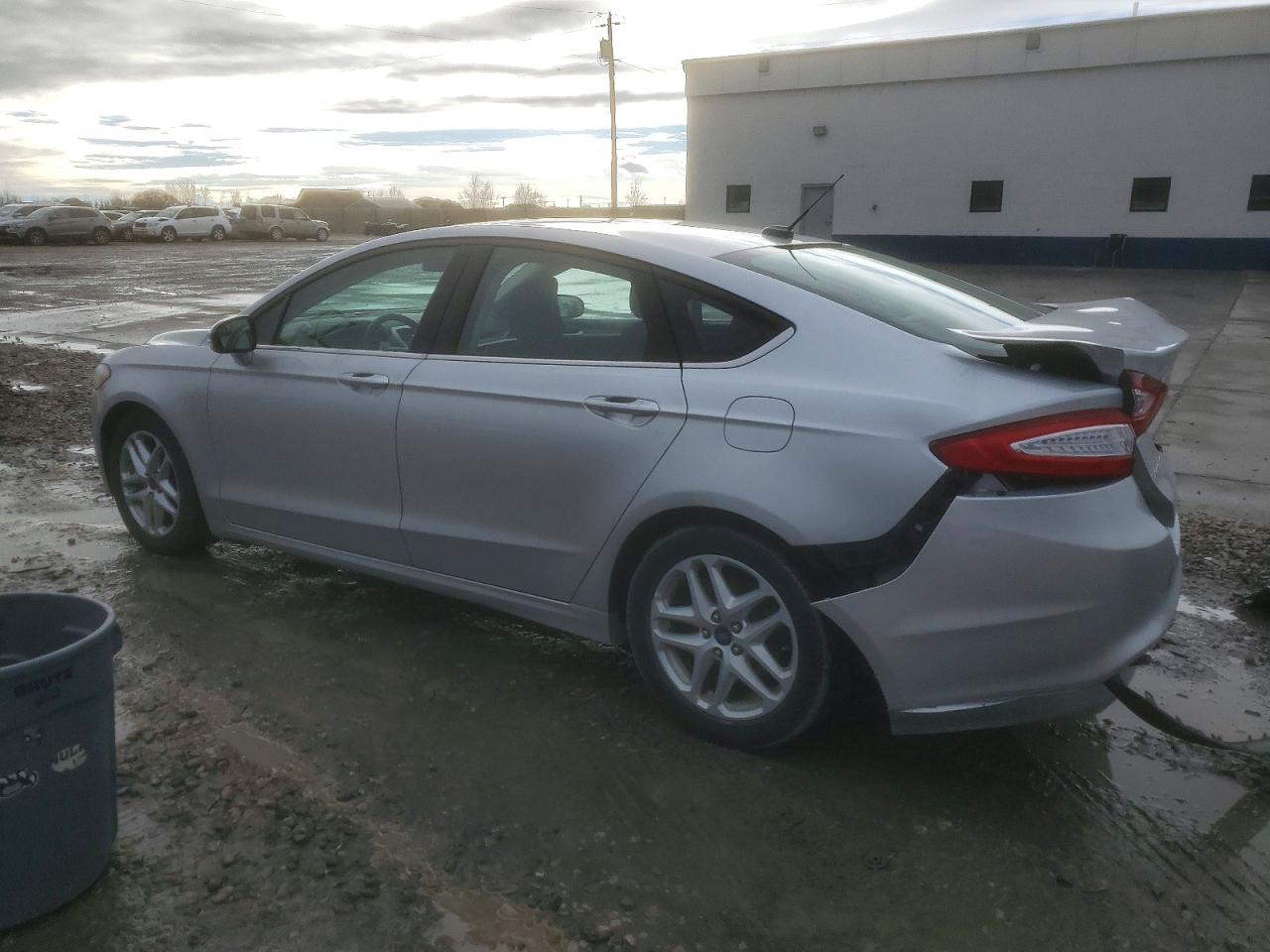 2016 FORD FUSION SE photo 2