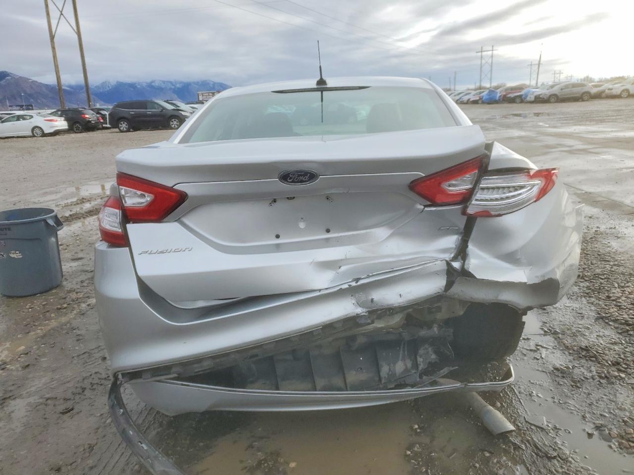 2016 FORD FUSION SE photo 6