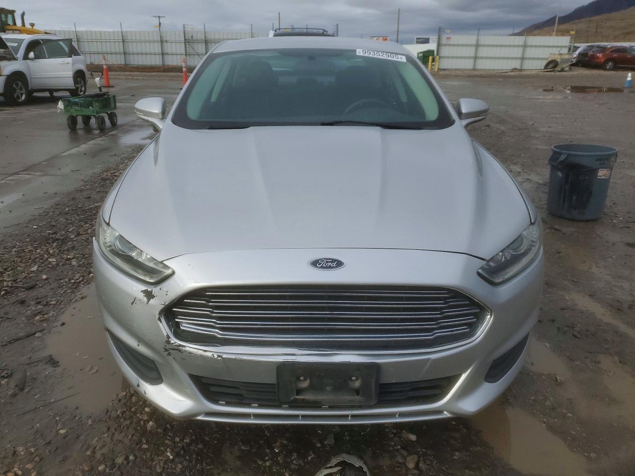 2016 FORD FUSION SE photo 5