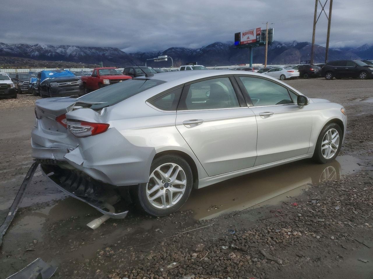 2016 FORD FUSION SE photo 3