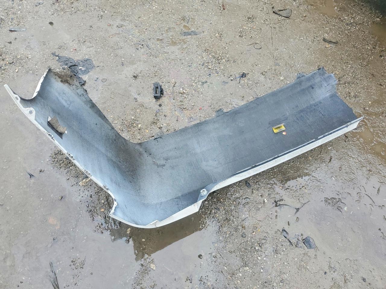 2011 TOYOTA CAMRY BASE photo 12