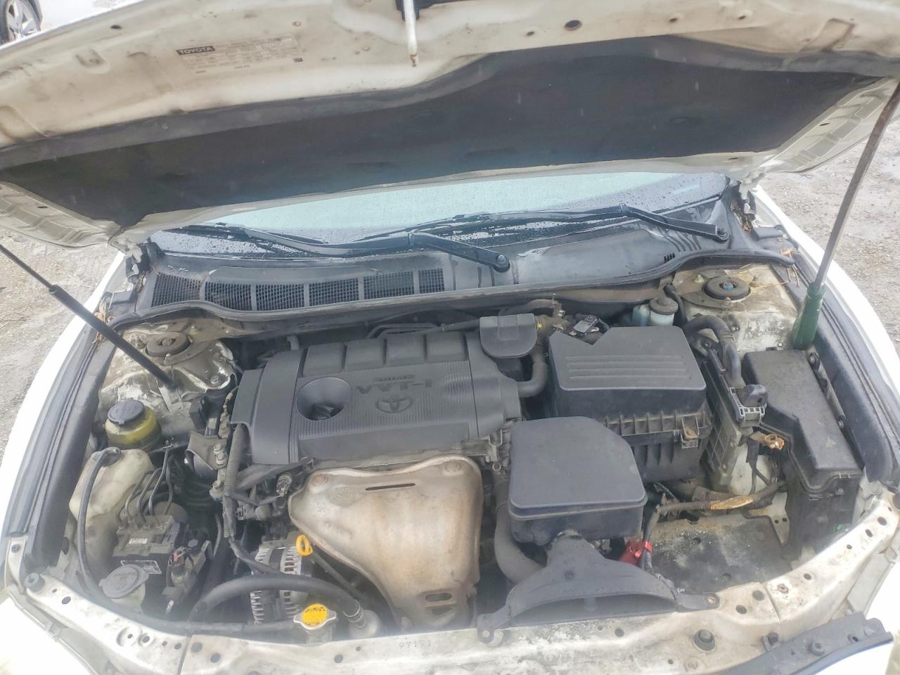 2011 TOYOTA CAMRY BASE photo 11