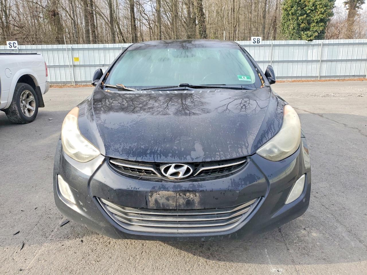 2013 HYUNDAI ELANTRA GLS photo 5