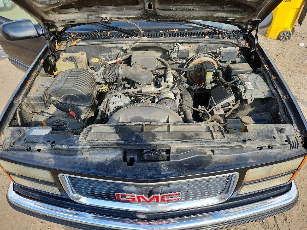 1998 GMC SIERRA C1500 photo 11