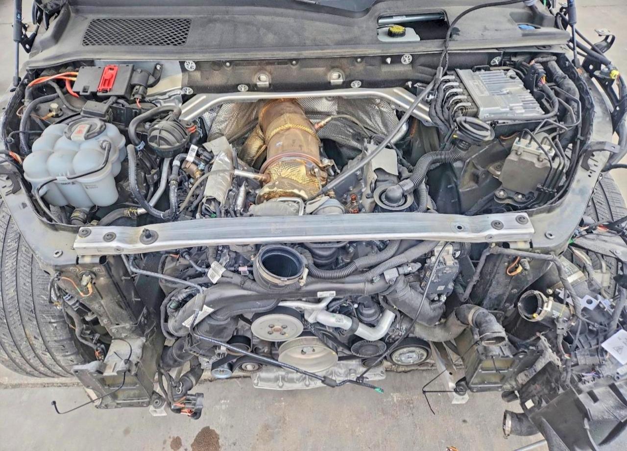 2024 PORSCHE CAYENNE photo 12