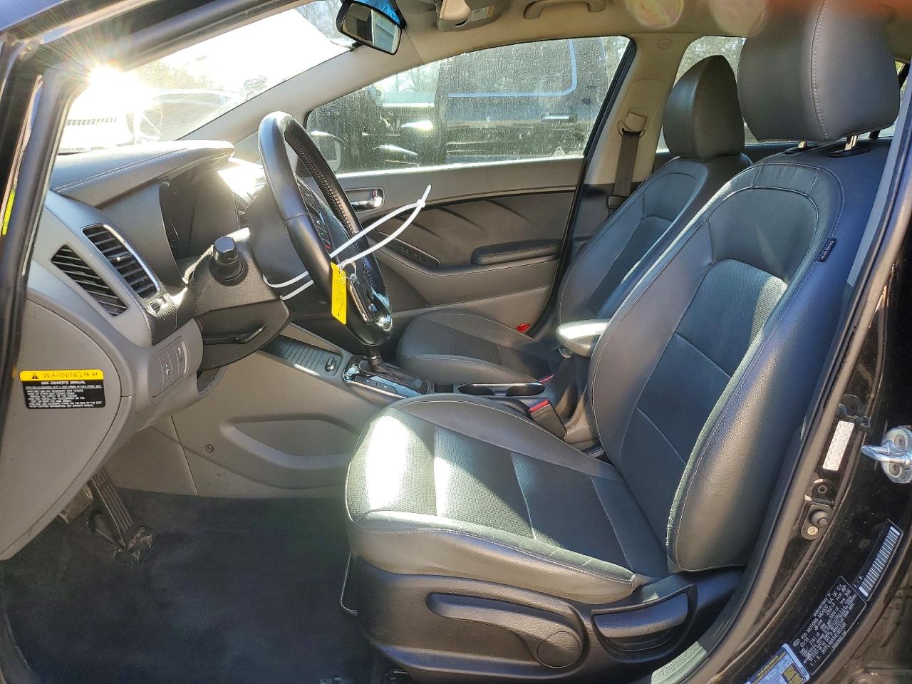2017 KIA FORTE EX photo 7