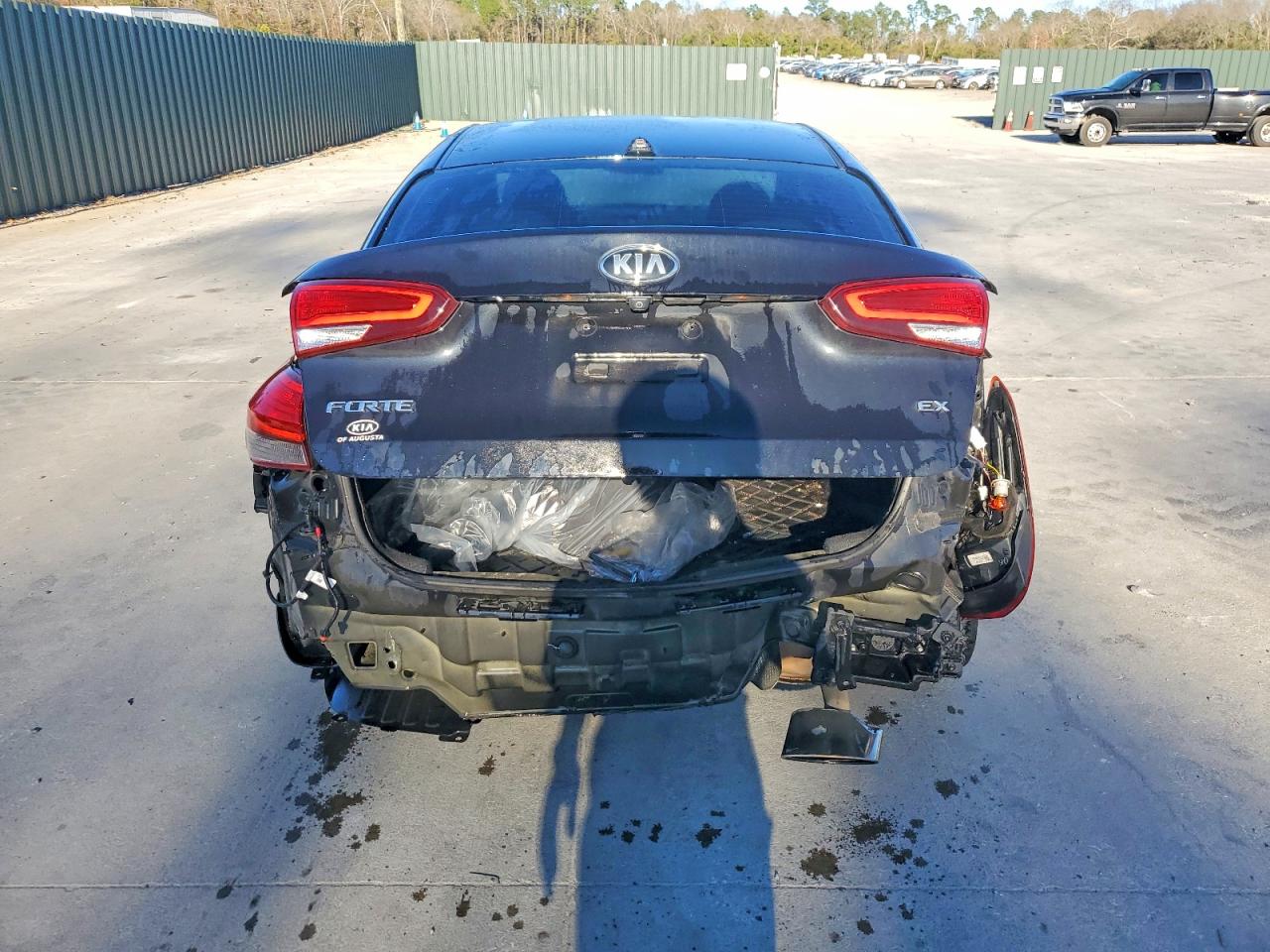 2017 KIA FORTE EX photo 6