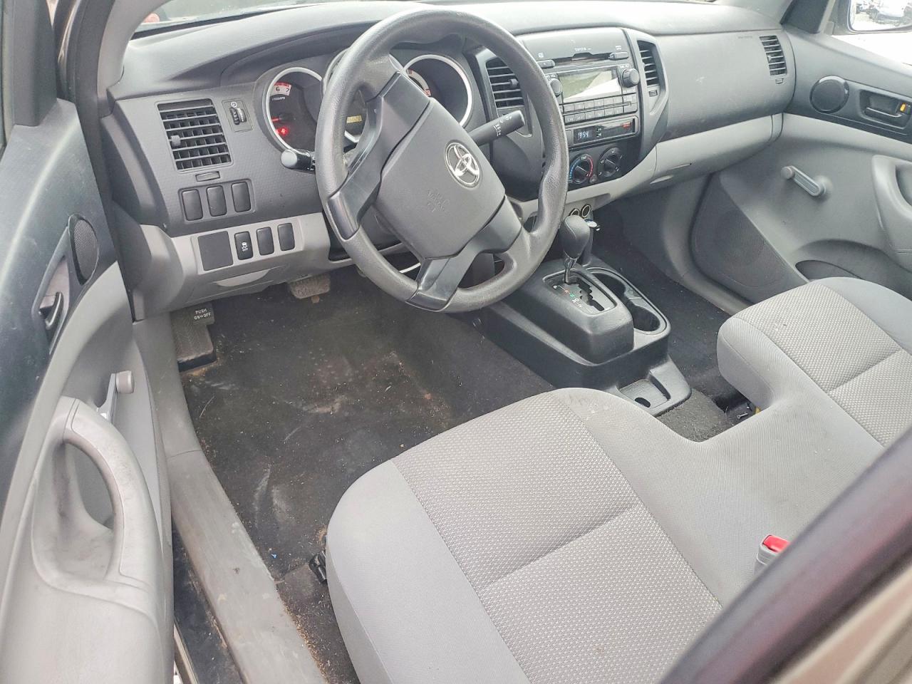 2012 TOYOTA TACOMA photo 8