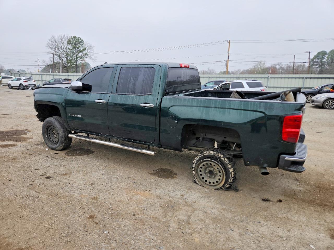 2014 CHEVROLET SILVERADO K1500 LT photo 2