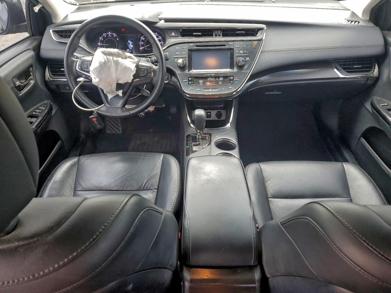 2016 TOYOTA AVALON XLE photo 8