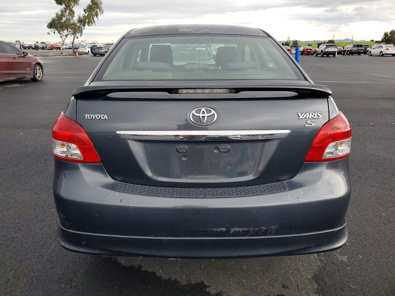2008 TOYOTA YARIS photo 6