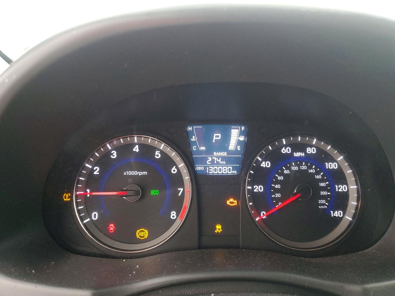 2014 HYUNDAI ACCENT GLS photo 9