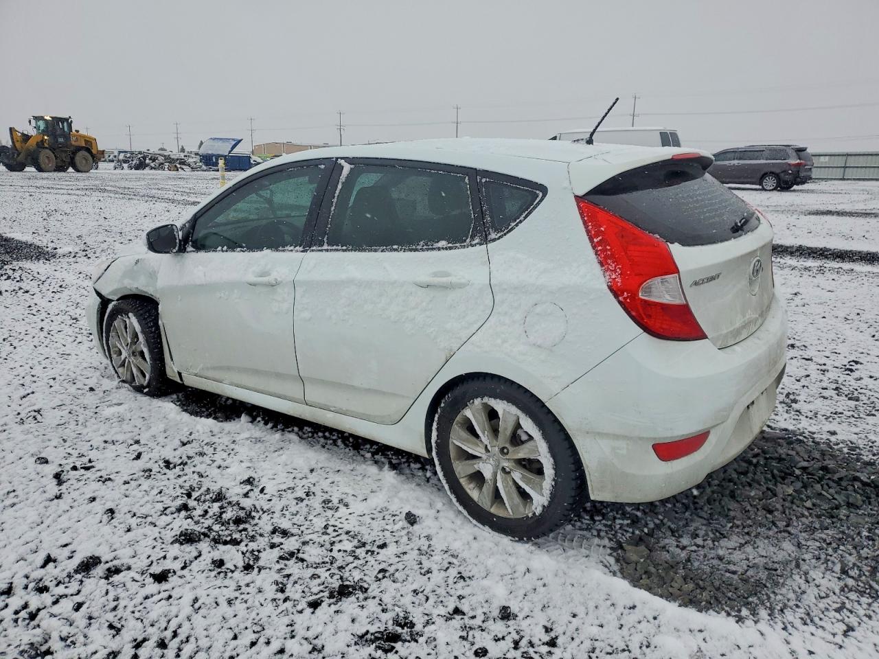 2014 HYUNDAI ACCENT GLS photo 2