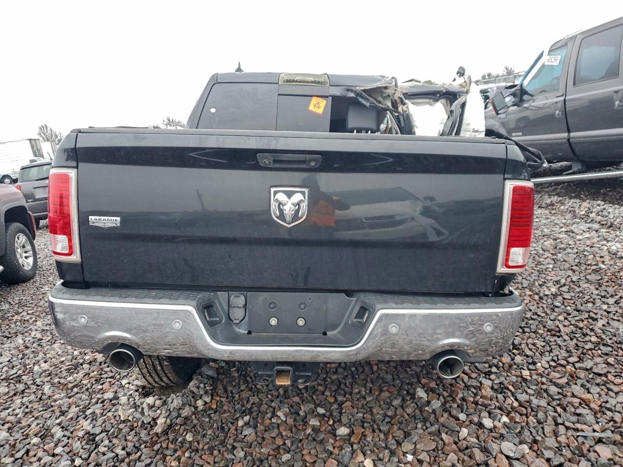 2015 RAM 1500 LARAMIE photo 6