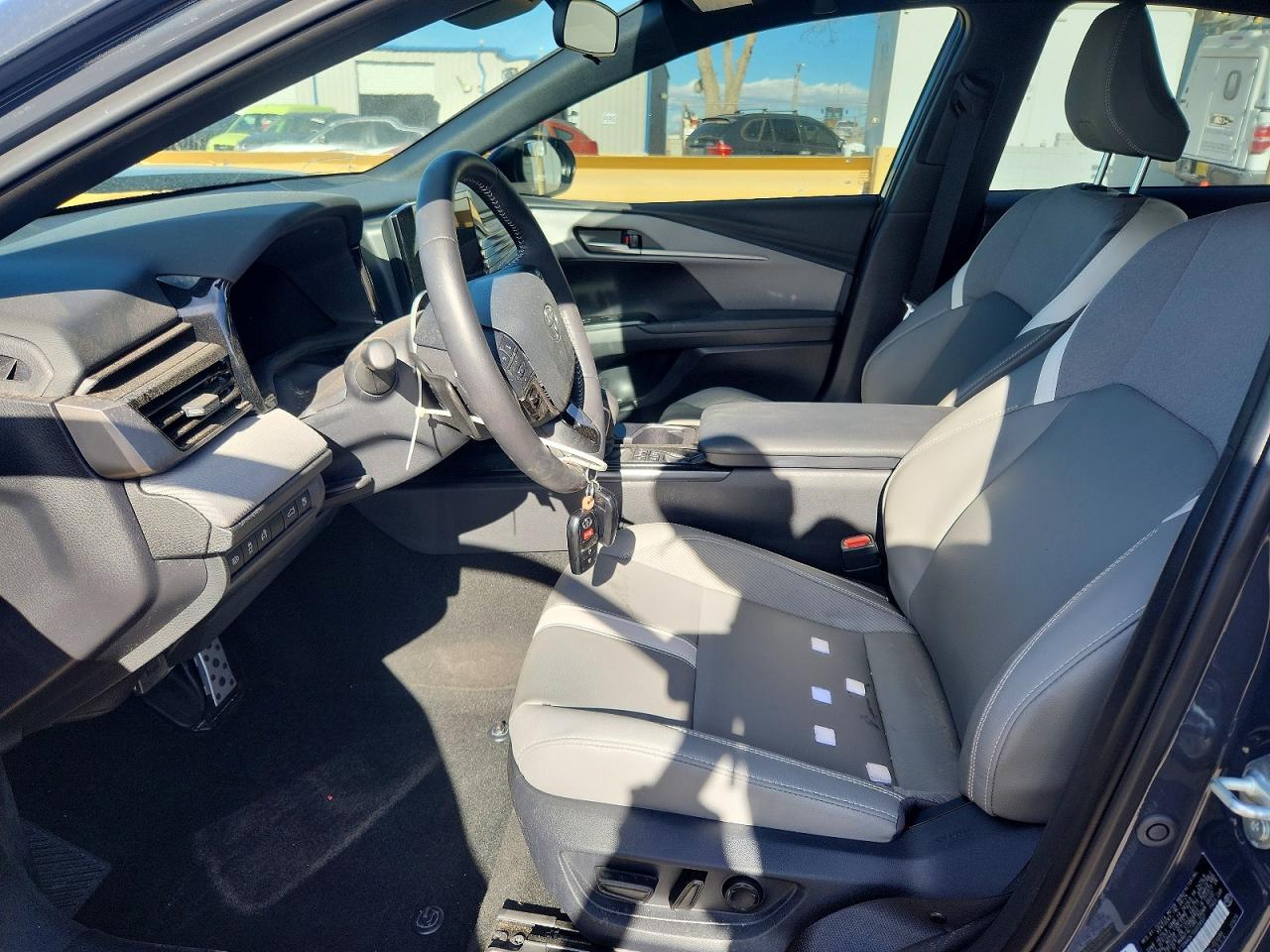 2025 TOYOTA CAMRY XSE photo 7