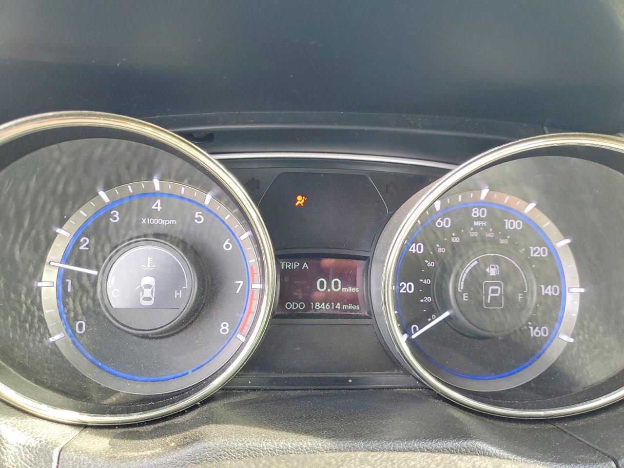 2012 HYUNDAI SONATA GLS photo 9