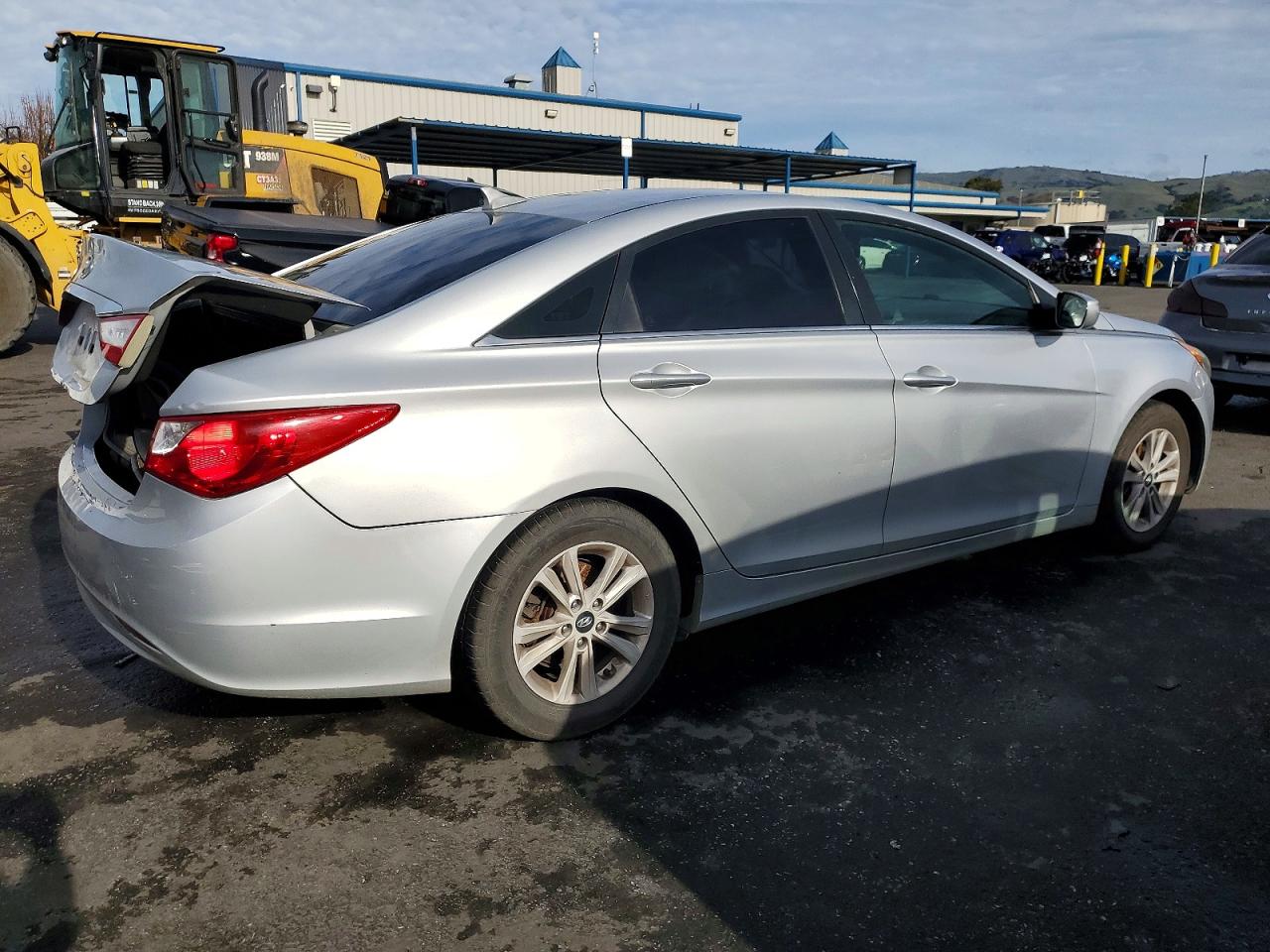 2012 HYUNDAI SONATA GLS photo 3