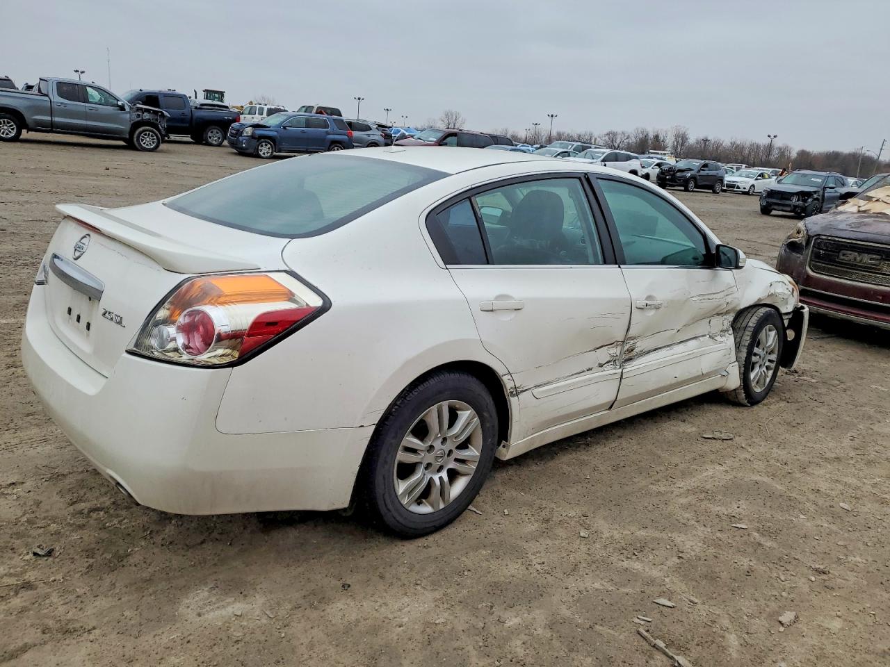 2011 NISSAN ALTIMA BASE photo 3