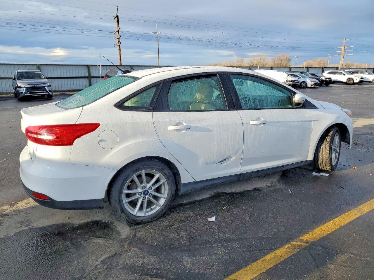 2015 FORD FOCUS SE photo 3
