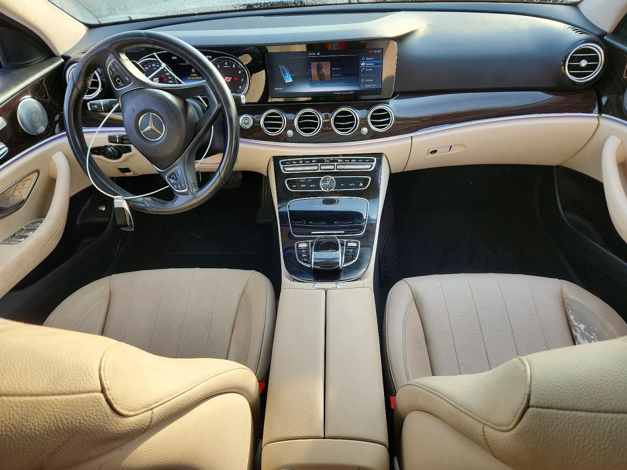 2017 MERCEDES-BENZ E 300 photo 8