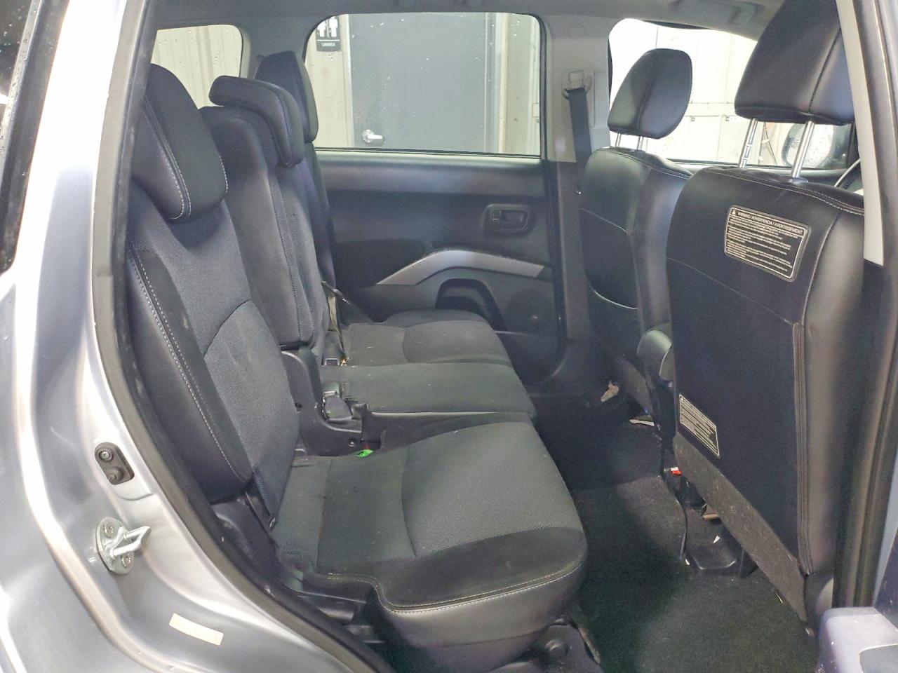 2008 MITSUBISHI OUTLANDER SE photo 10