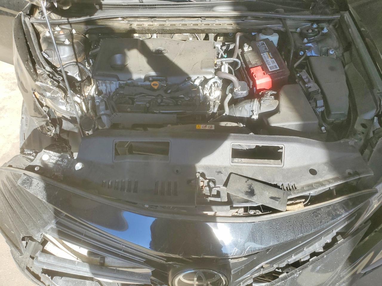 2022 TOYOTA CAMRY LE photo 11