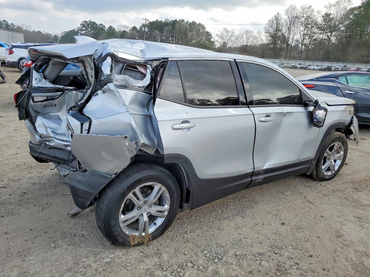 2019 GMC TERRAIN SLE photo 3
