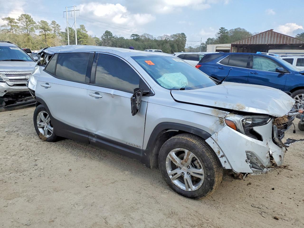 2019 GMC TERRAIN SLE photo 4