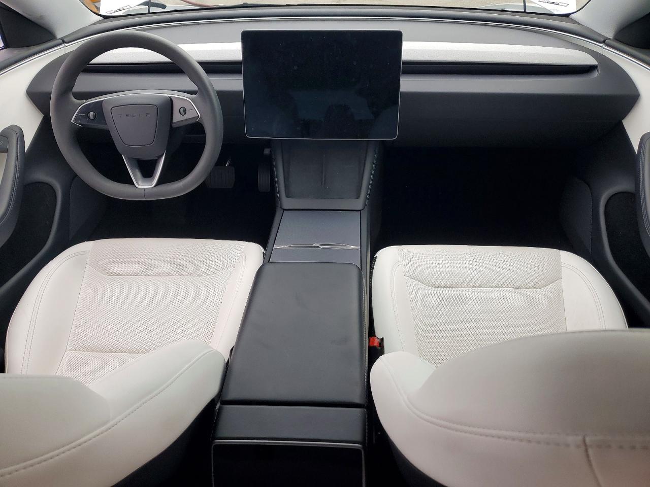 2024 TESLA MODEL 3 photo 29