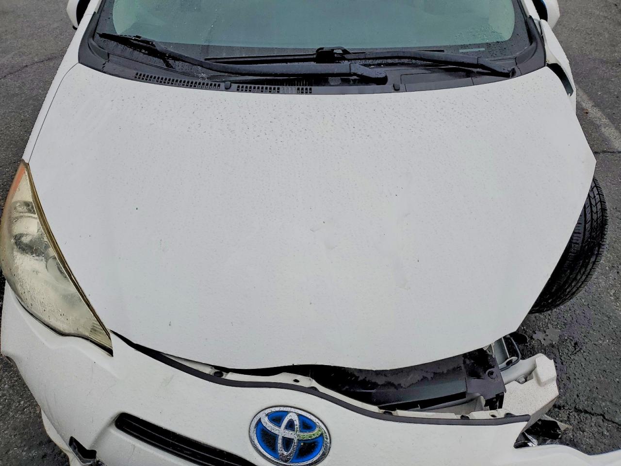 2013 TOYOTA PRIUS C photo 11