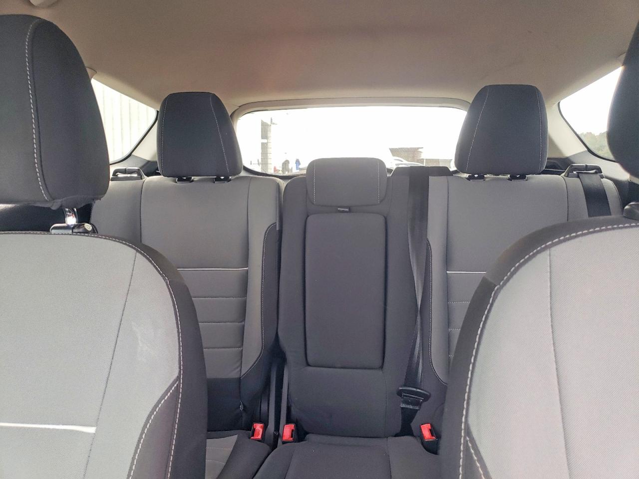 2015 FORD ESCAPE SE photo 10