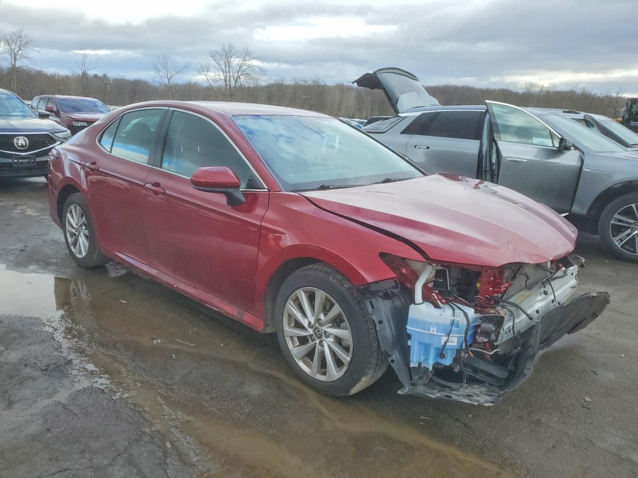 2021 TOYOTA CAMRY LE photo 4