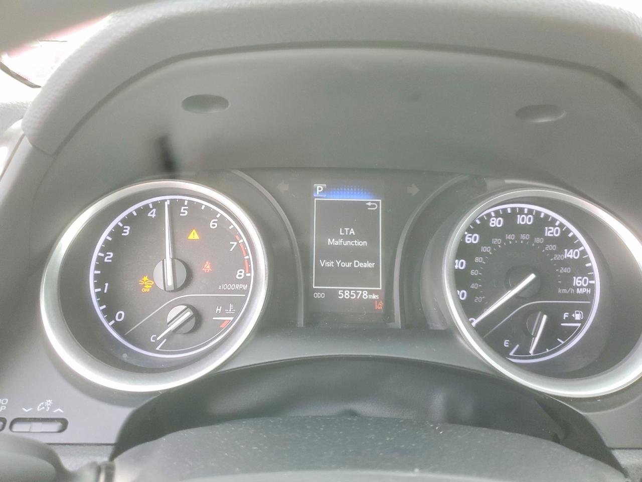 2021 TOYOTA CAMRY LE photo 9