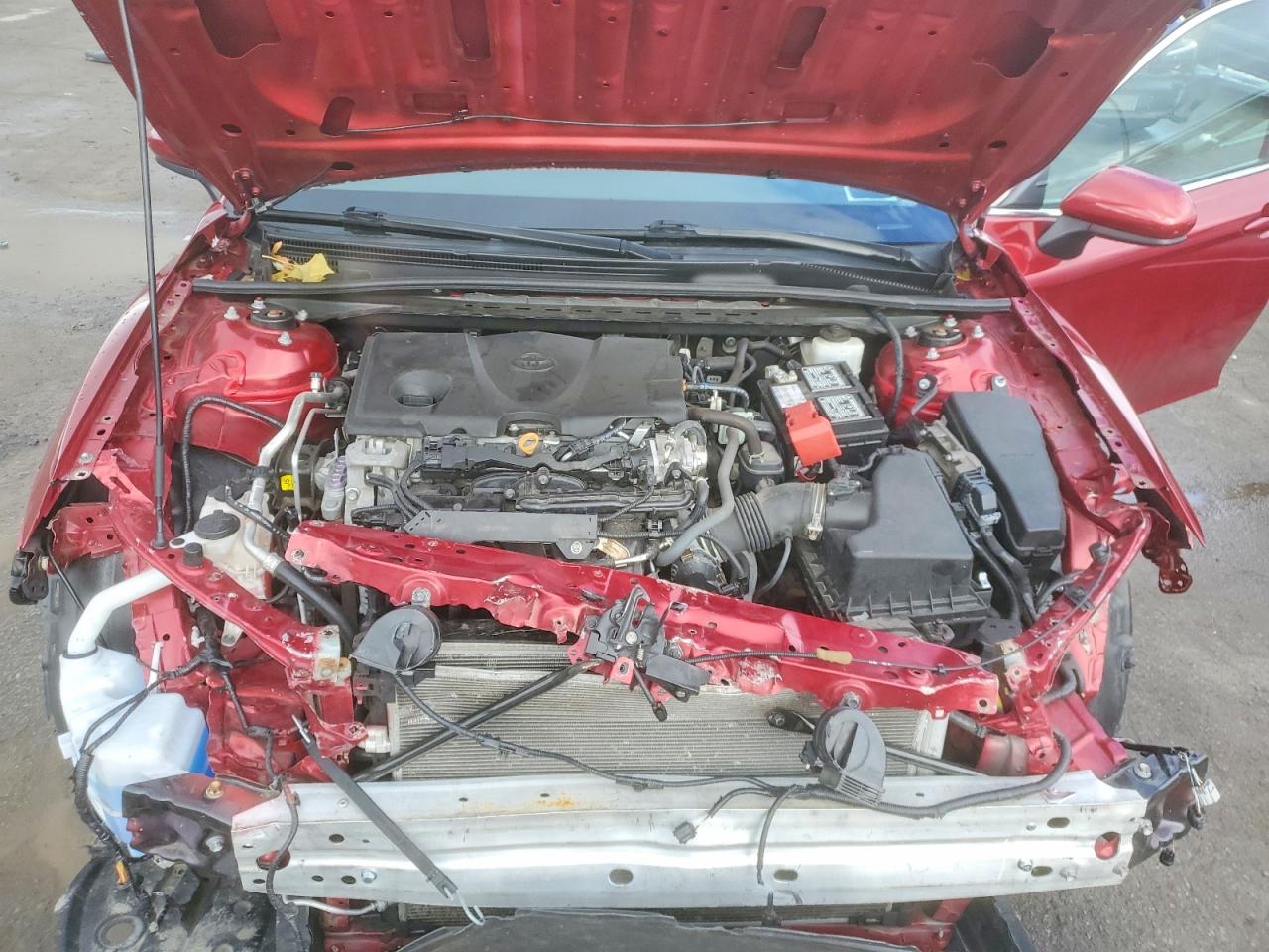 2021 TOYOTA CAMRY LE photo 11