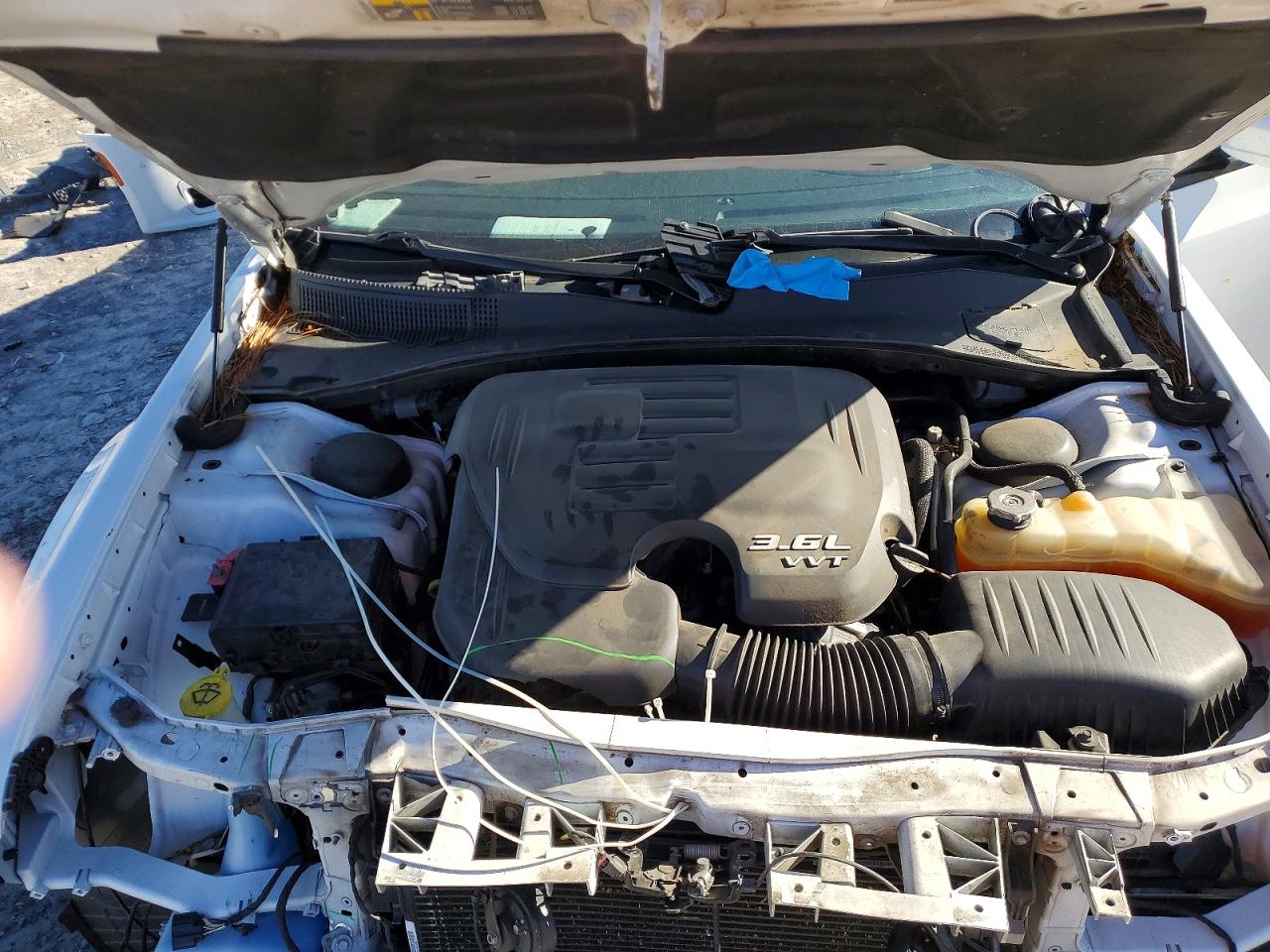 2018 CHRYSLER 300 S photo 21