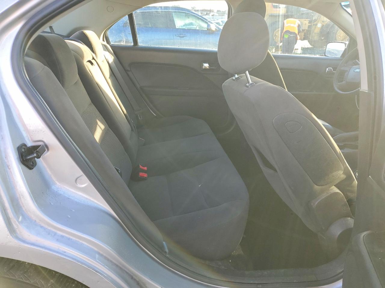2007 FORD FUSION SE photo 10