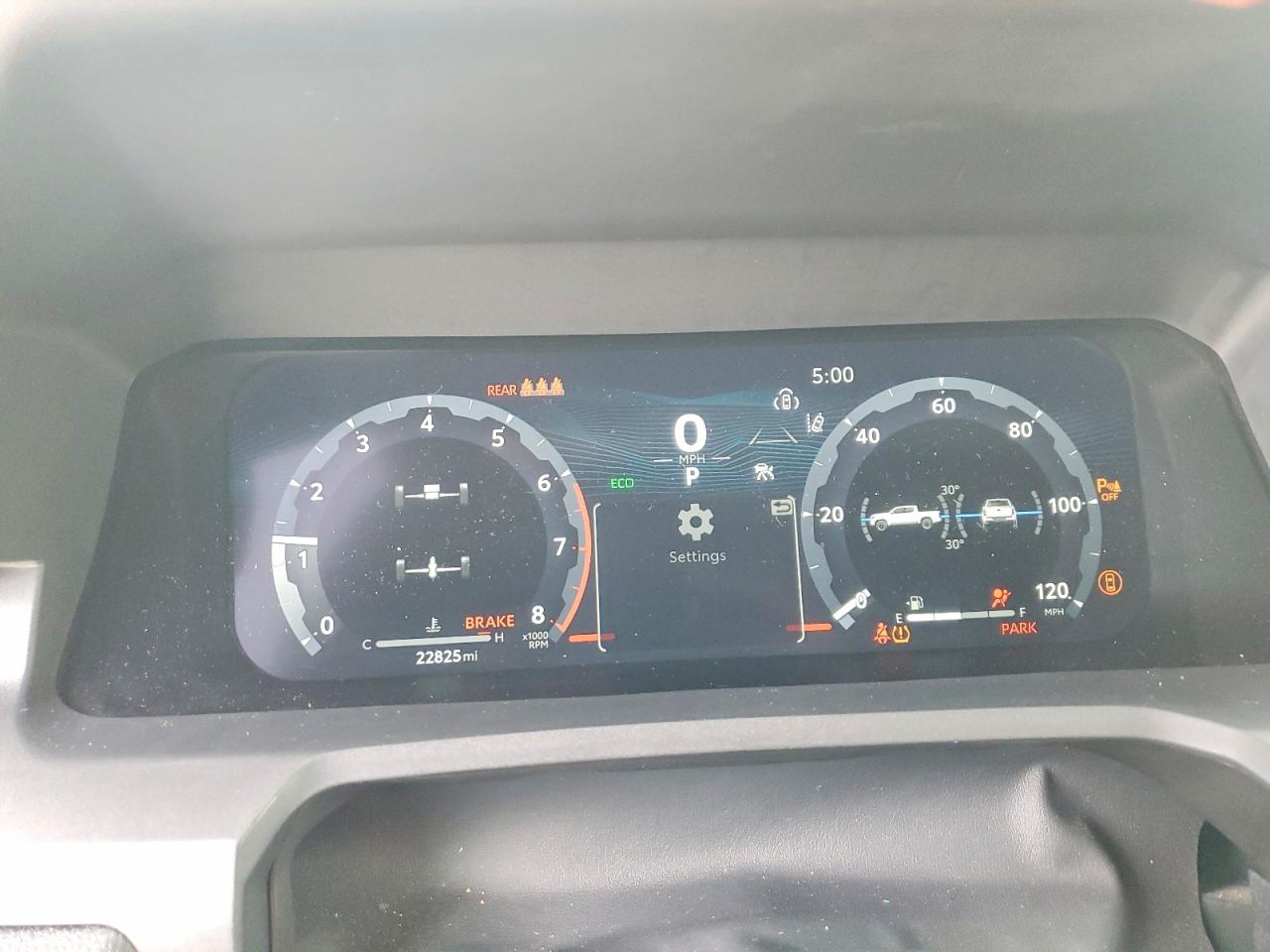 2024 TOYOTA TACOMA photo 9
