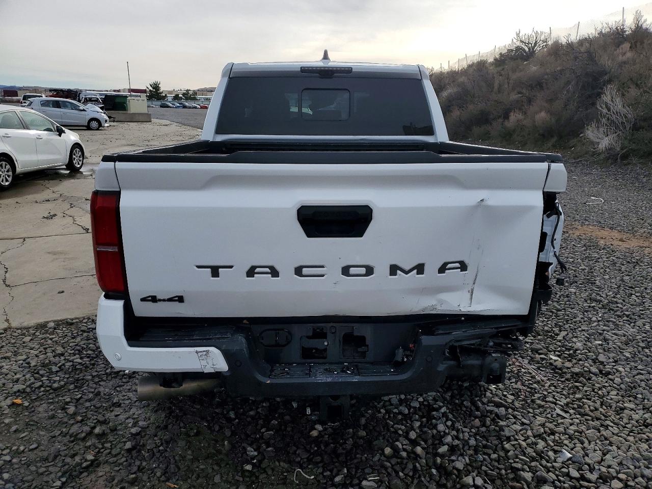 2024 TOYOTA TACOMA photo 6